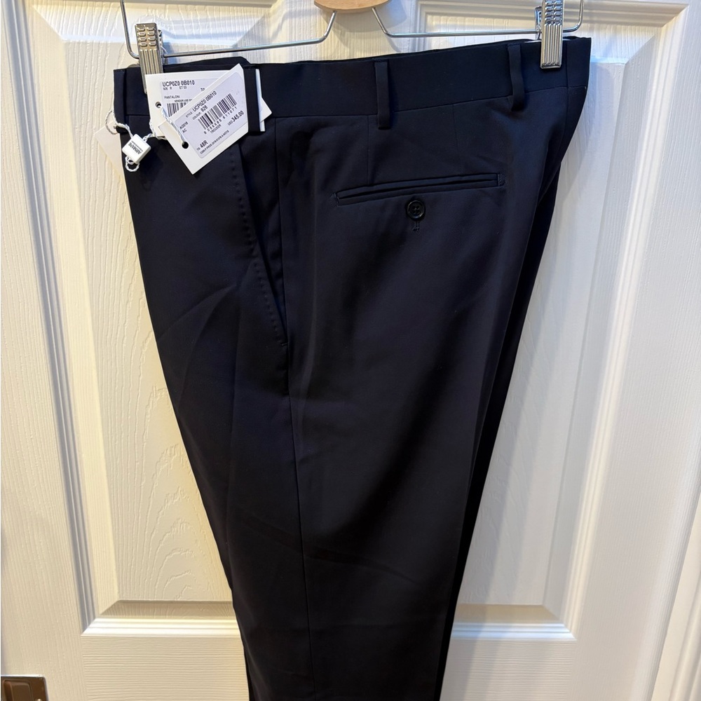 Giorgio Armani (Collezioni) Elegant Dark Navy 100% Wool Dress Pants 32” waist